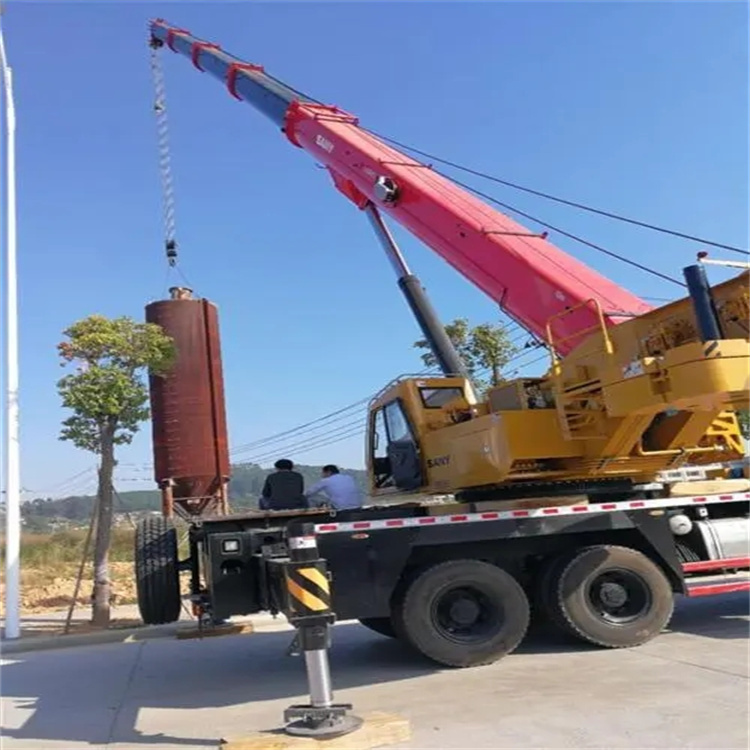 壤塘专业吊车租赁多少钱