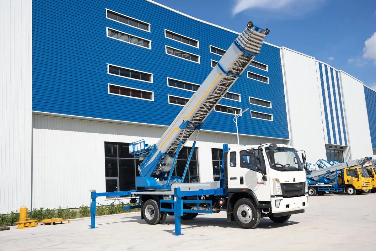 壤塘小型云梯车上料车租赁多少钱