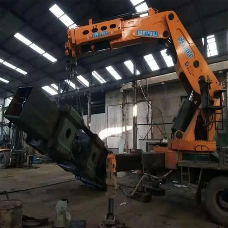 壤塘折臂吊出租怎么收费