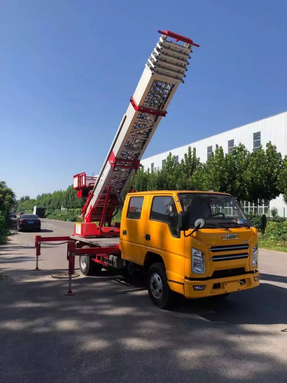 壤塘附近的云梯车出租服务：轻松解决高空作业需求